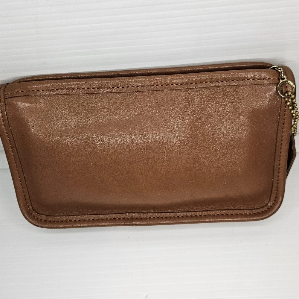 Coach Vintage 7165 British Tan Leather Chunky Case Pouch , Clutch Bag – USA Made